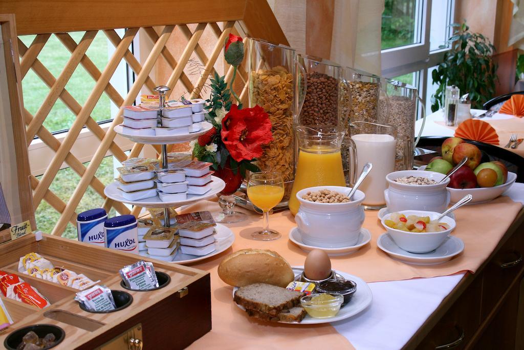 Apart Hotel Weimar Екстер'єр фото