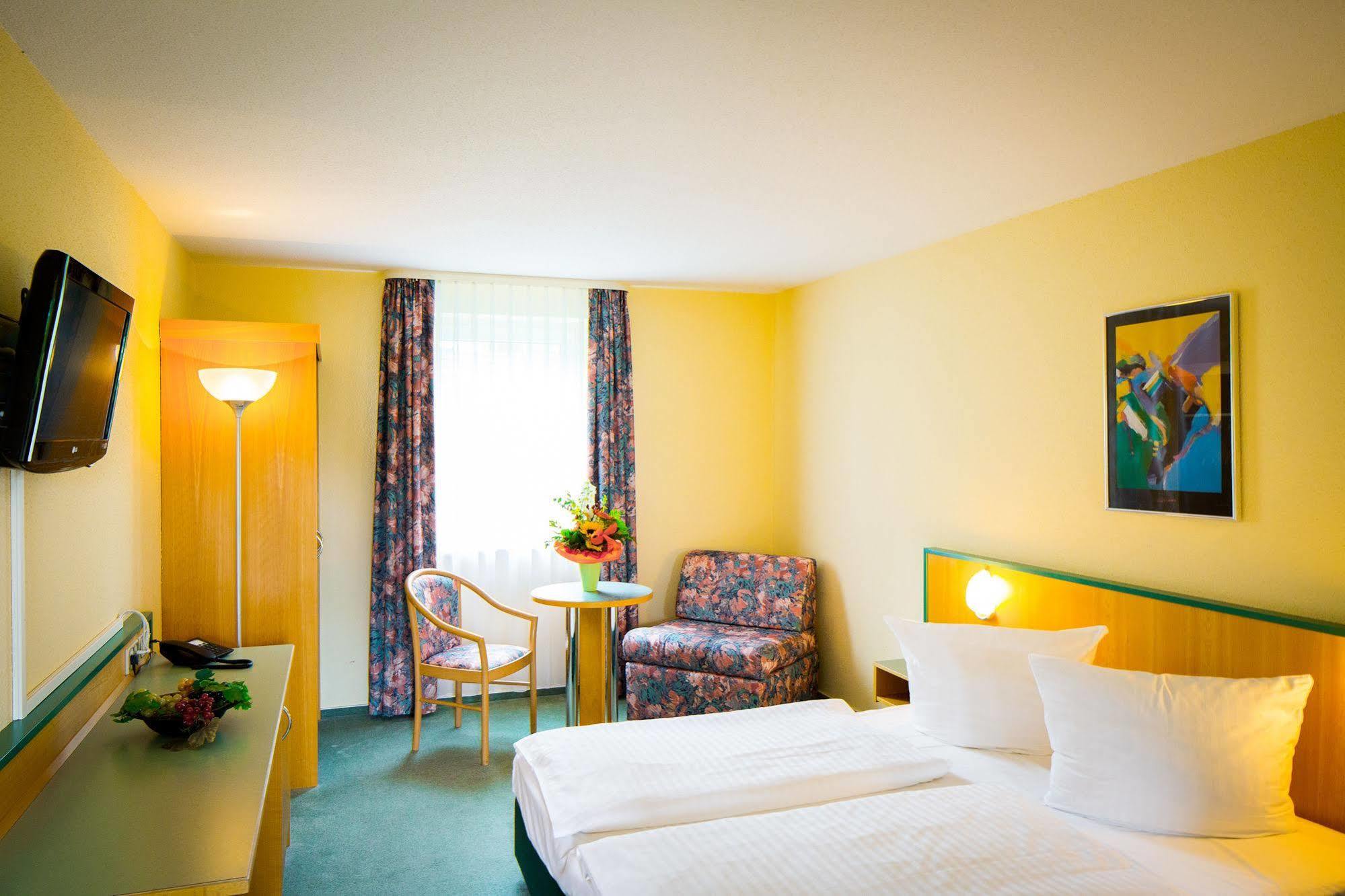 Apart Hotel Weimar Екстер'єр фото