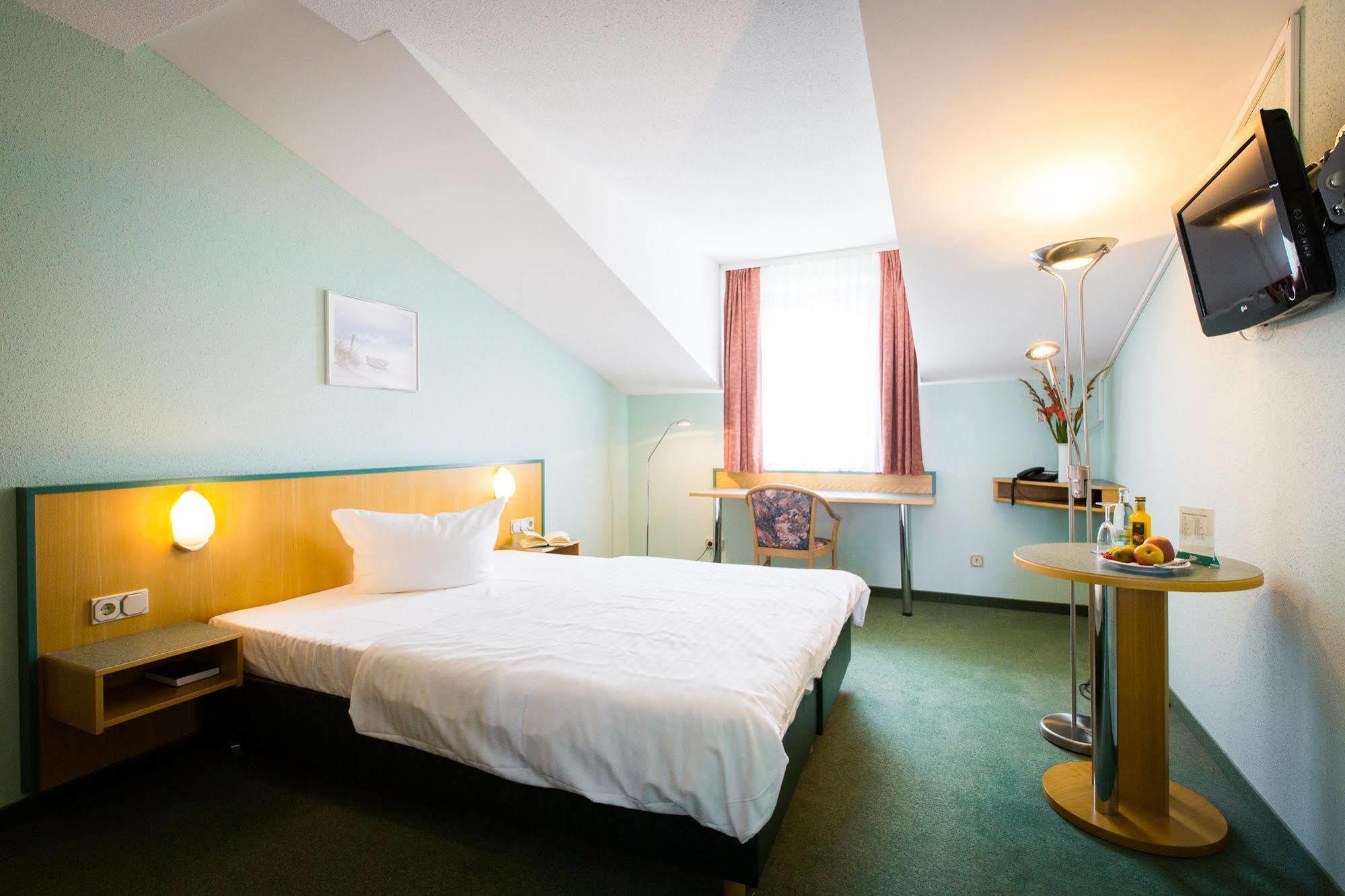 Apart Hotel Weimar Екстер'єр фото