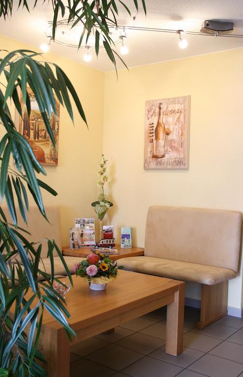 Apart Hotel Weimar Екстер'єр фото